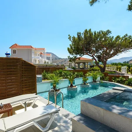 Village * קולימביה