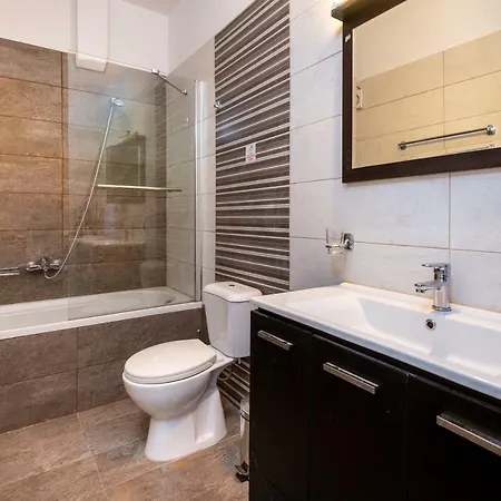 Village וילה קולימביה