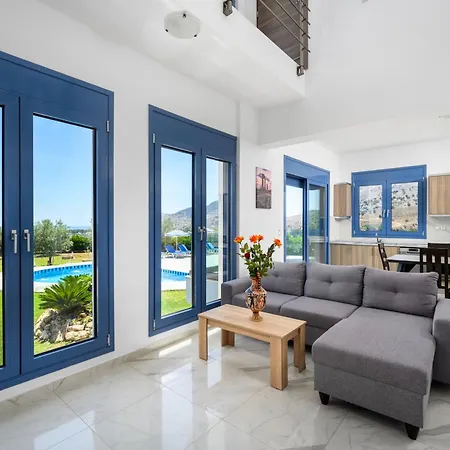 Village * コリンビア